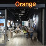 wejście do salonu orange w ph zakopianka